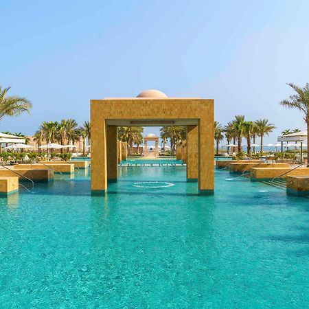 Rixos Marina Abu Dhabi 호텔 외부 사진