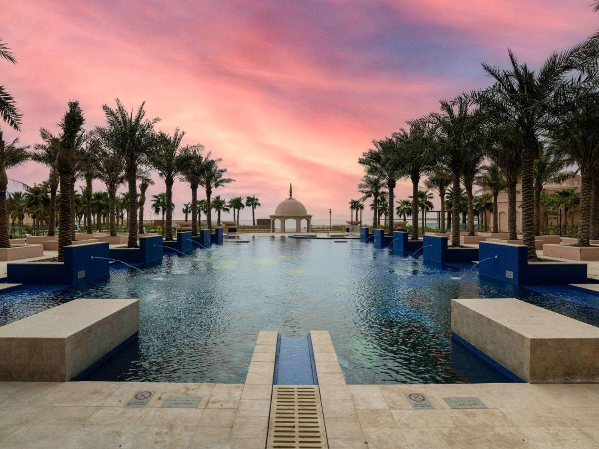 Rixos Marina Abu Dhabi 호텔 외부 사진