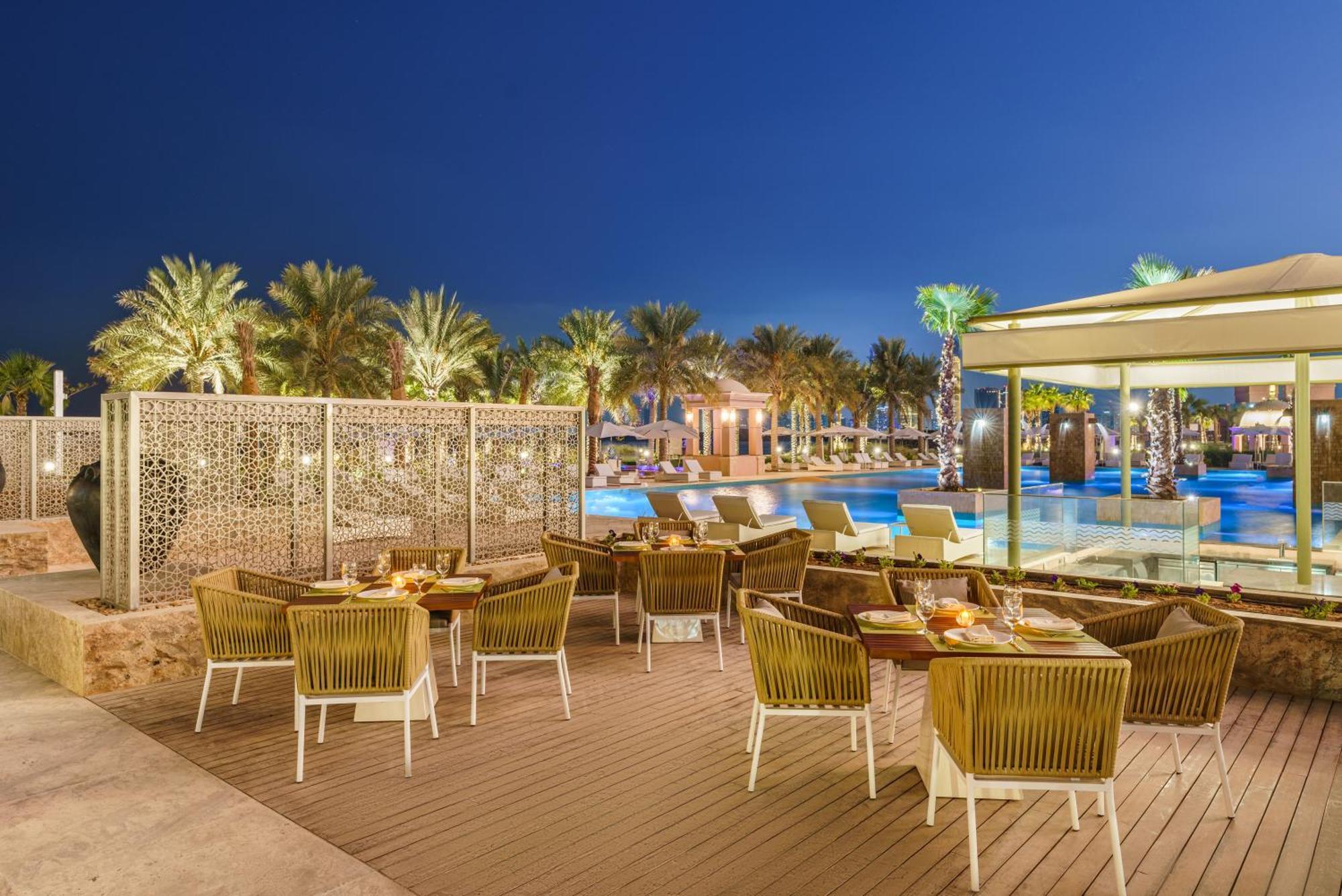 Rixos Marina Abu Dhabi 호텔 외부 사진